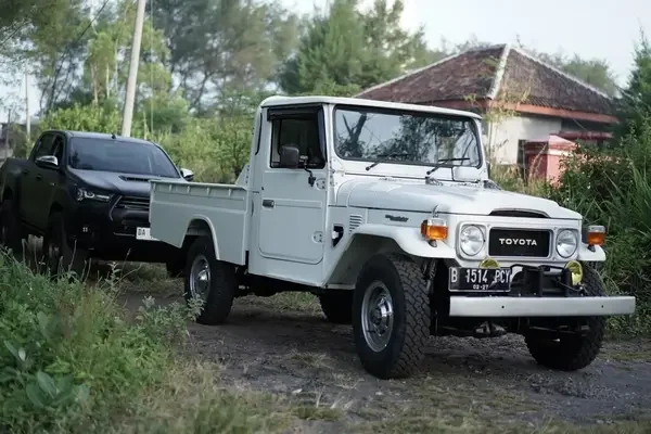 FJ 45 PANTAI (2) FJ 45 PANTAI (2)